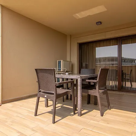 Argisht Partez 1br With Sea View And Pool Lägenhet *