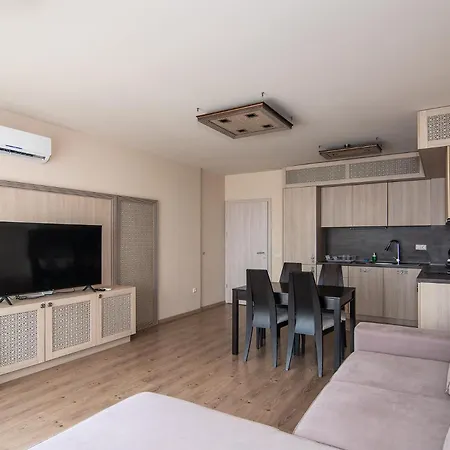 דירה Argisht Partez 1br With Sea View And Pool *