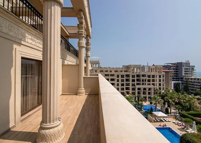 Argisht Partez 1br With Sea View And Pool Lägenhet Varna