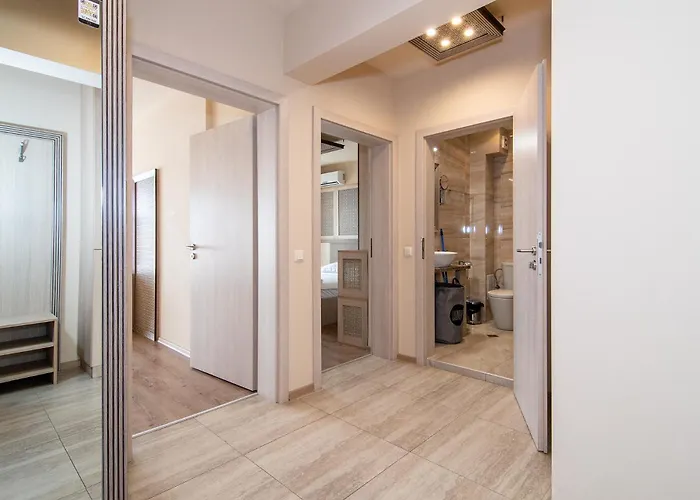 Argisht Partez 1br With Sea View And Pool