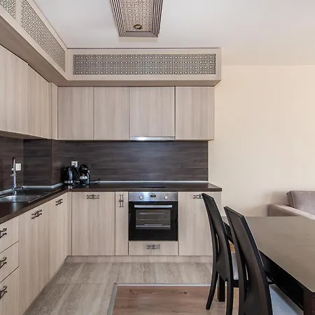 Argisht Partez 1br With Sea View And Pool Apartment Varna
